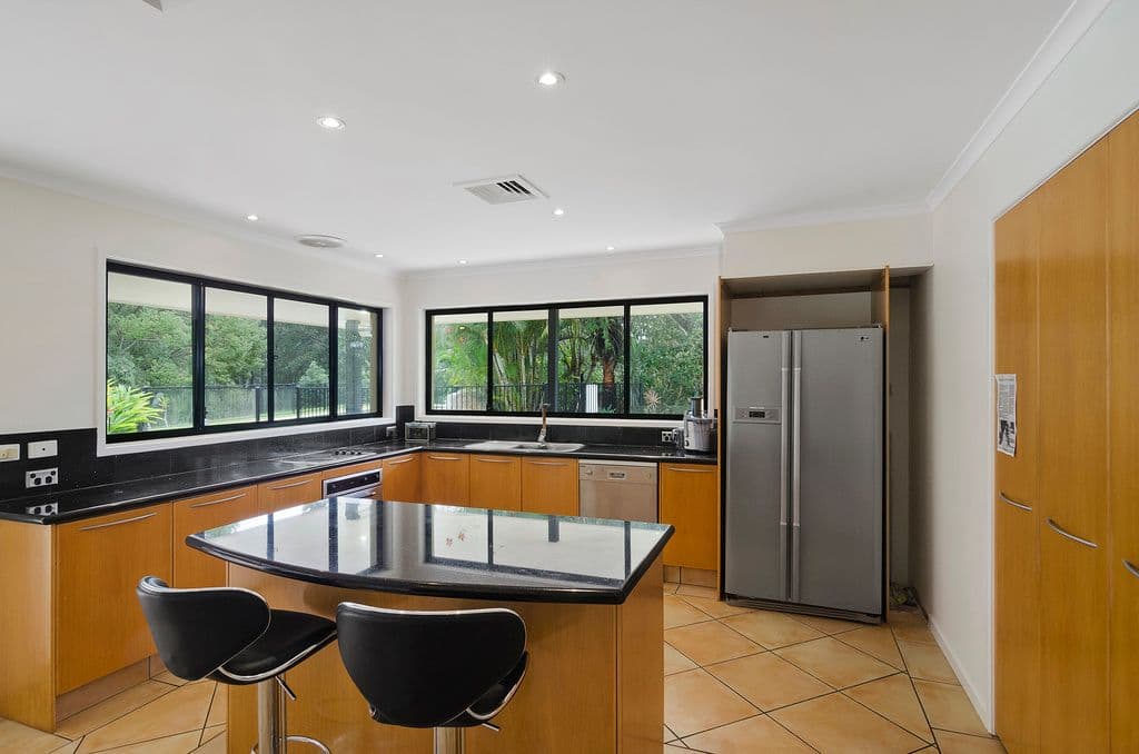 15 Benaroon Court, Tallebudgera QLD 4228, Tallebudgera - Thumbnail 8