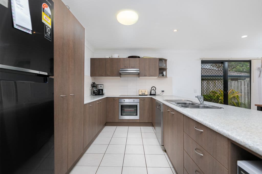 18 Hollywood Avenue, Bellmere QLD 4510, Bellmere - Thumbnail 5