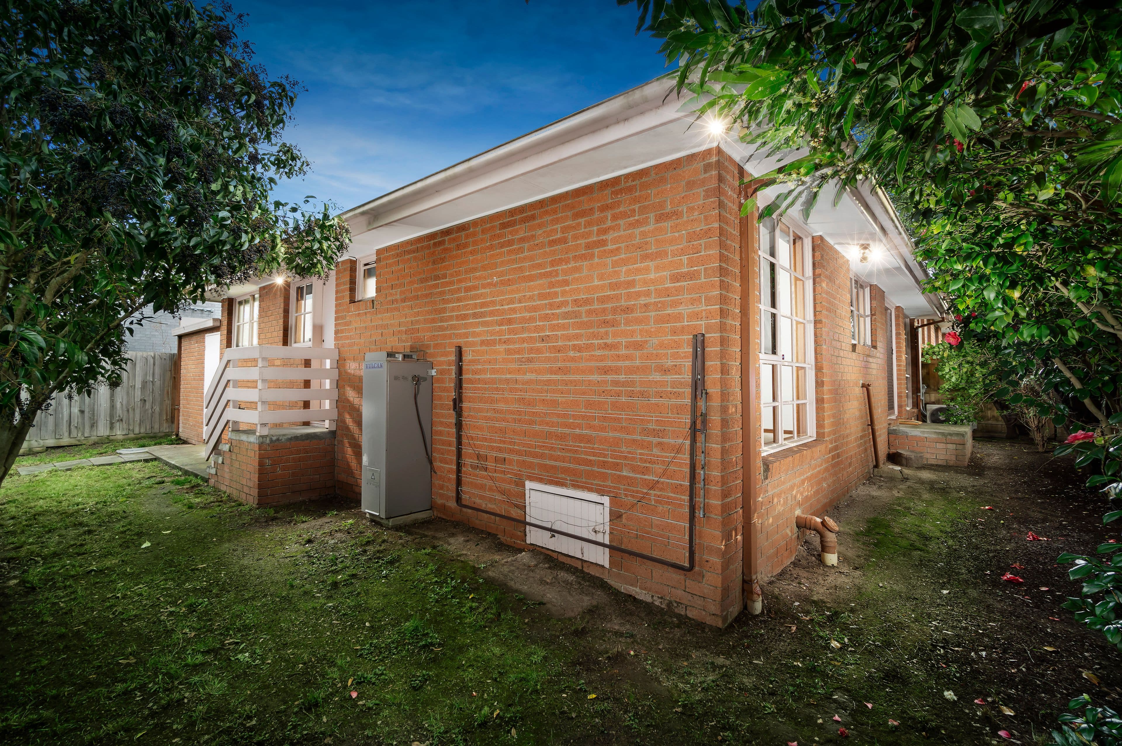 32 Lee Avenue, Mount Waverley VIC 3149, Mount Waverley - Thumbnail 8