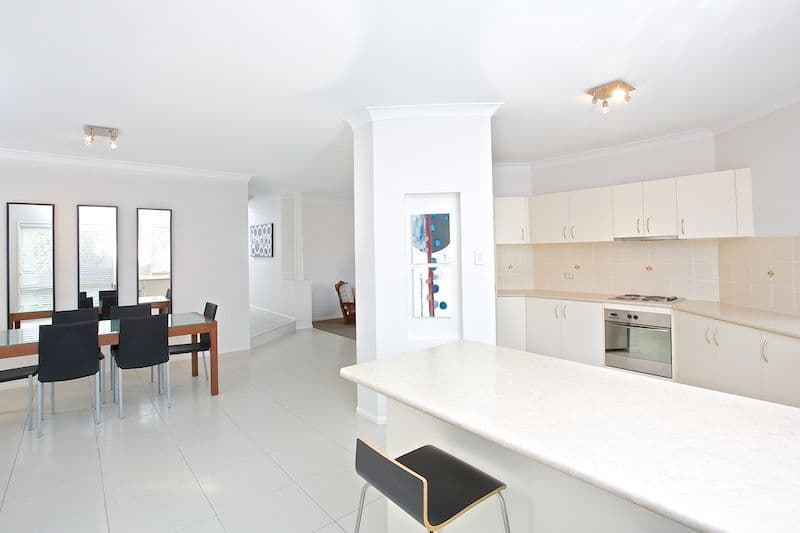 16 Calcetto Place, Arundel QLD 4214, Arundel - Thumbnail 2