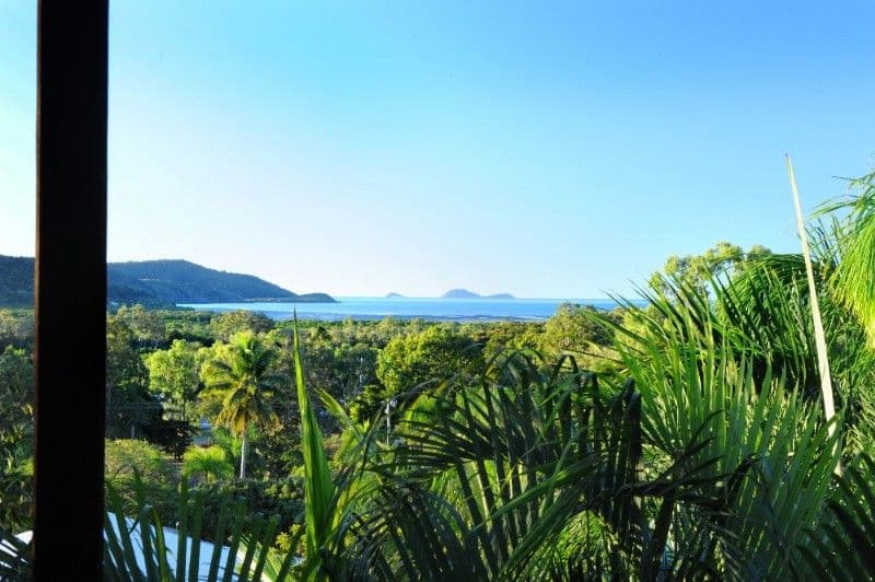 7 South Molle Boulevard, CANNONVALE QLD 4802, Cannonvale - Thumbnail 4