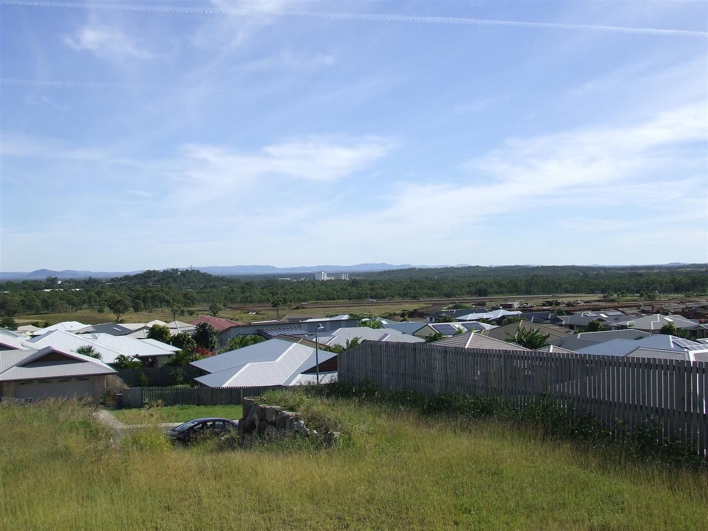 32 Laird Avenue, NORMAN GARDENS QLD 4701, Norman Gardens - Thumbnail 2
