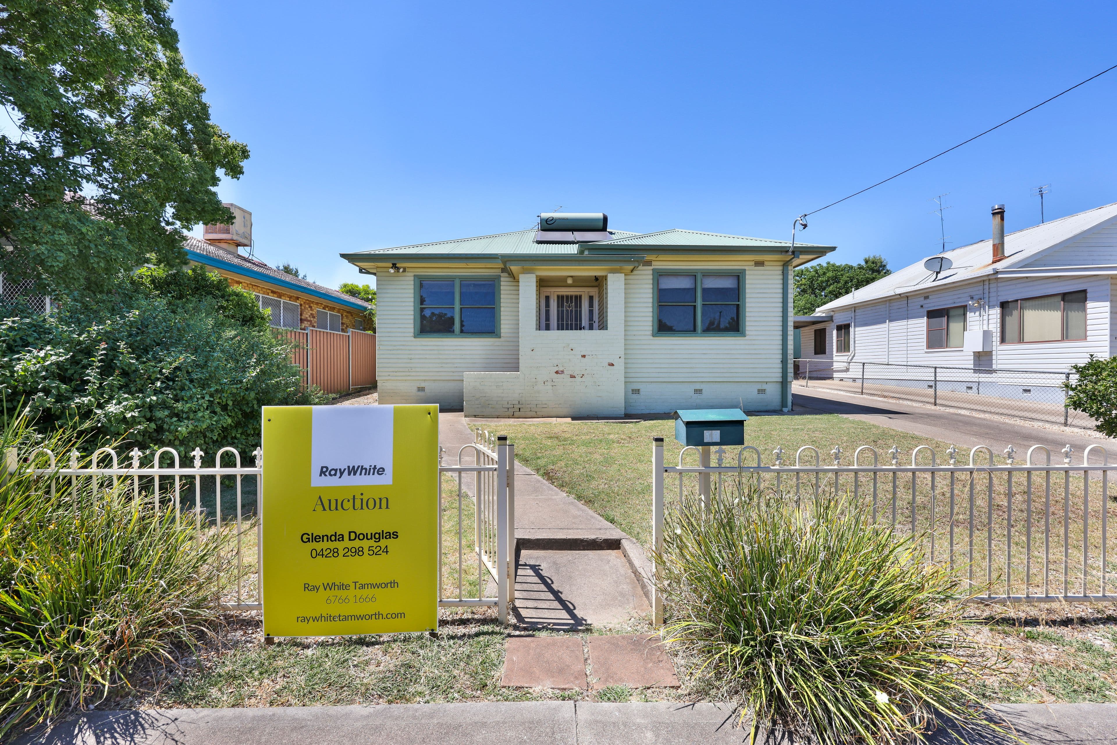 10 Thomas Street, Tamworth NSW 2340, West Tamworth - Image 1