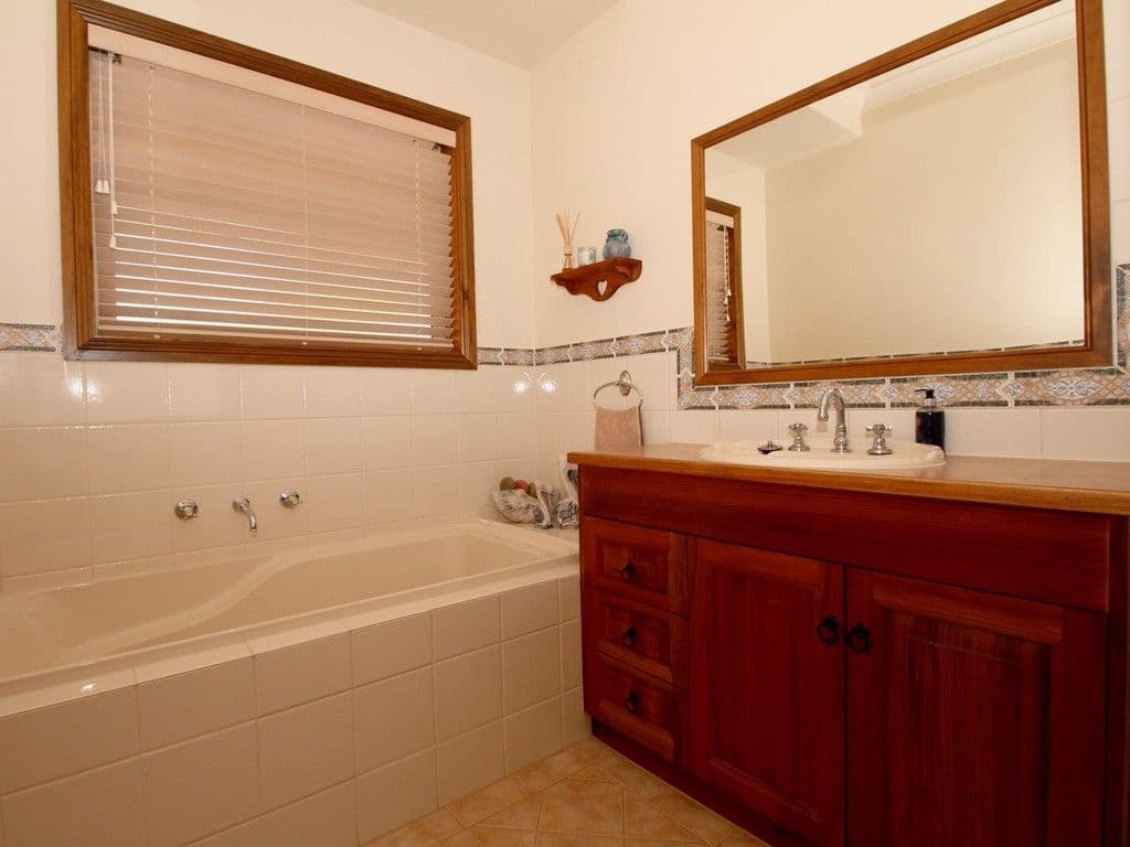 131 Nookamka Terrace, Barmera SA 5345, Barmera - Thumbnail 6