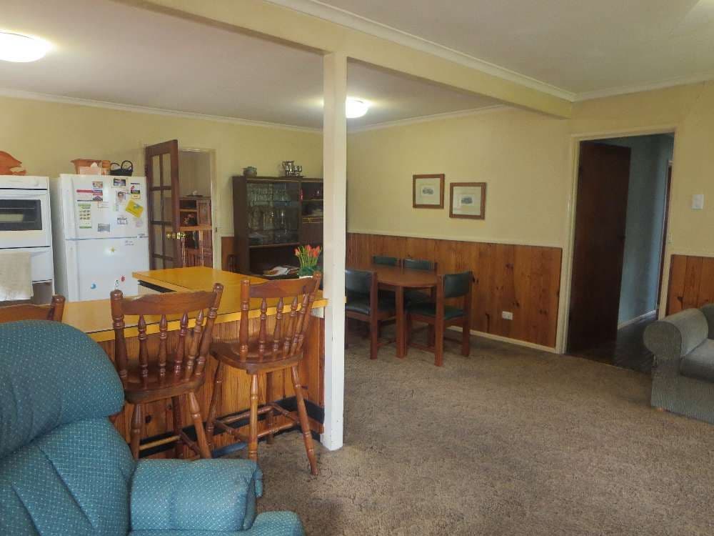 377 Dale Crescent, Lavington NSW 2641, Lavington - Thumbnail 4