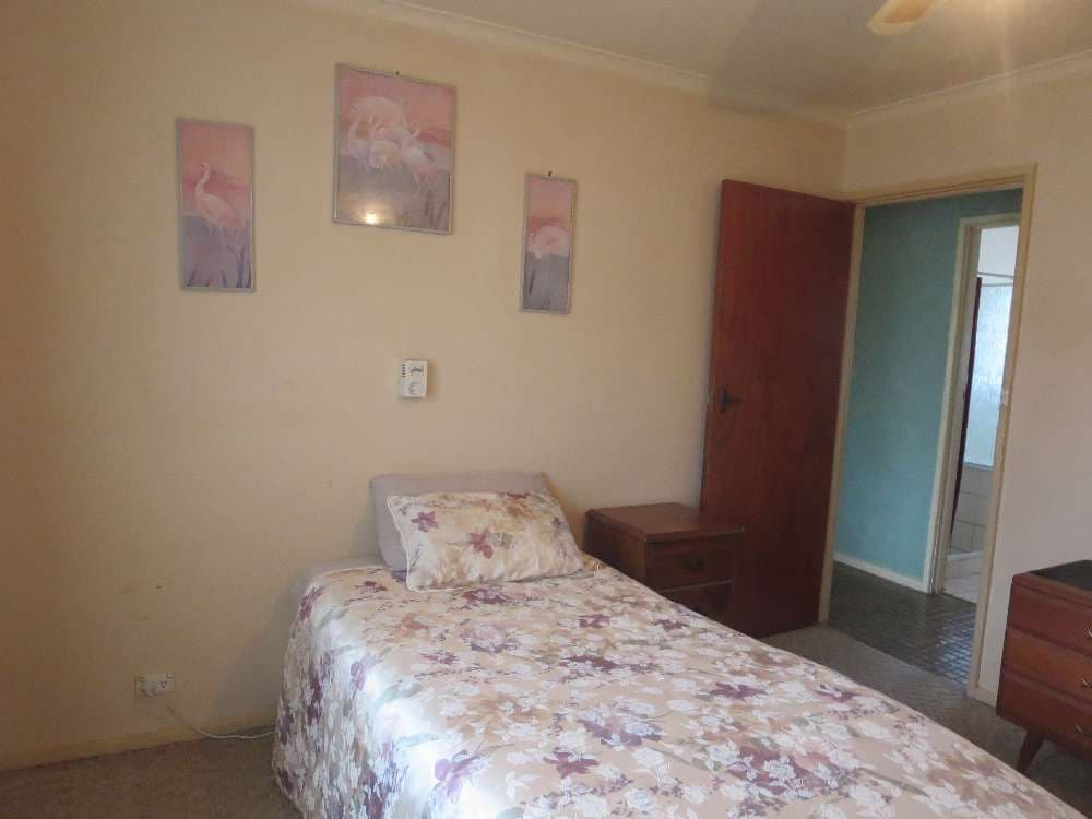 377 Dale Crescent, Lavington NSW 2641, Lavington - Thumbnail 7