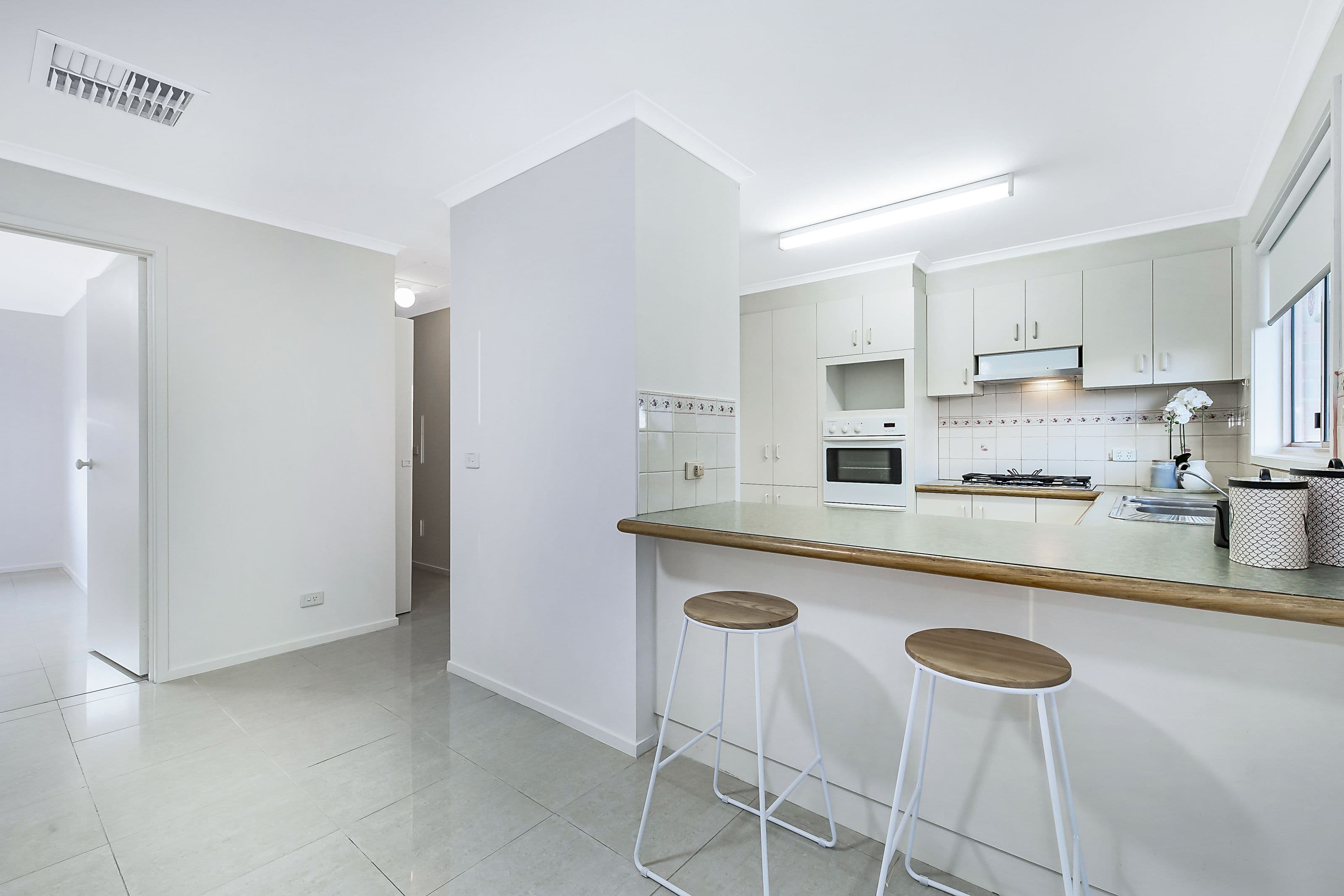 18 Lisbon Street, Glen Waverley VIC 3150, Glen Waverley - Thumbnail 6