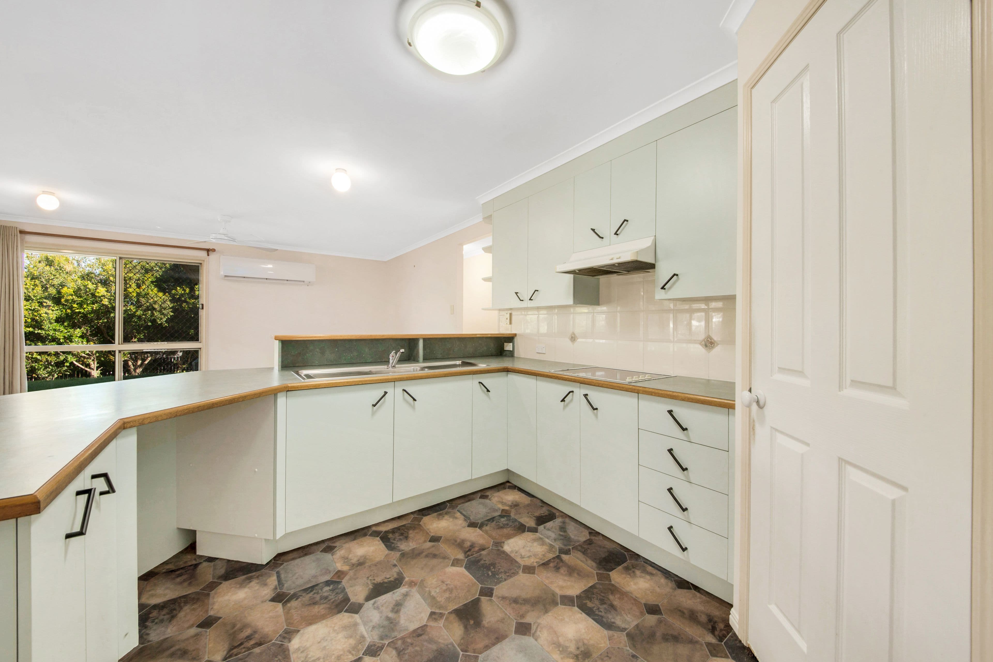 3 Julius Crescent, Clinton QLD 4680, Clinton - Thumbnail 5