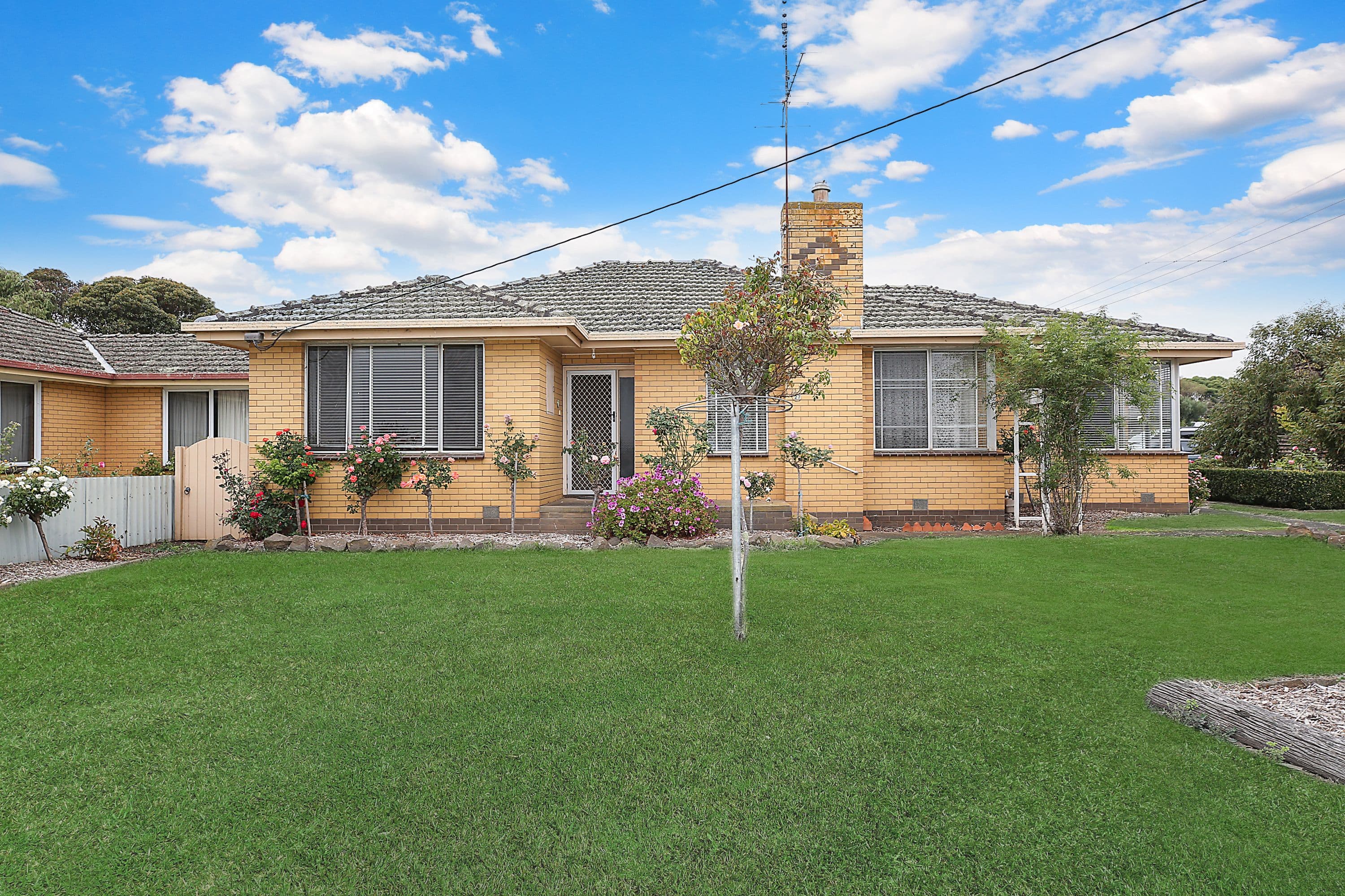 27 Clarke Street, Cobden VIC 3266, Cobden - Image 1