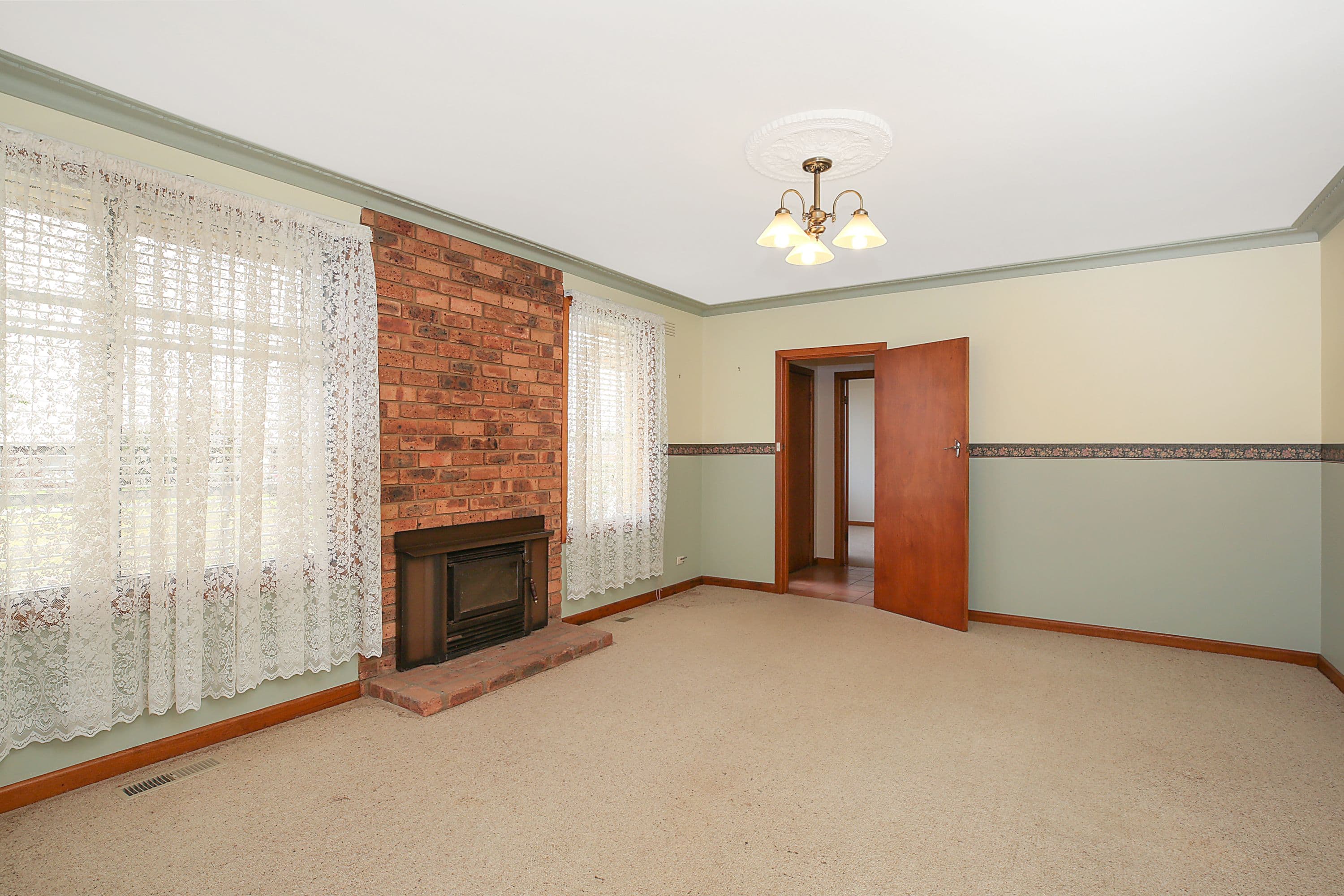 27 Clarke Street, Cobden VIC 3266, Cobden - Thumbnail 6