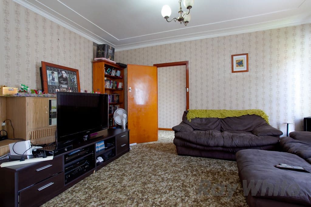 38 Ellerslie Road, ADAMSTOWN HEIGHTS NSW 2289, Adamstown Heights - Thumbnail 3