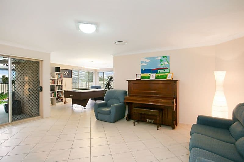 13 Peregrine Close, ABERGLASSLYN NSW 2320, Aberglasslyn - Thumbnail 3