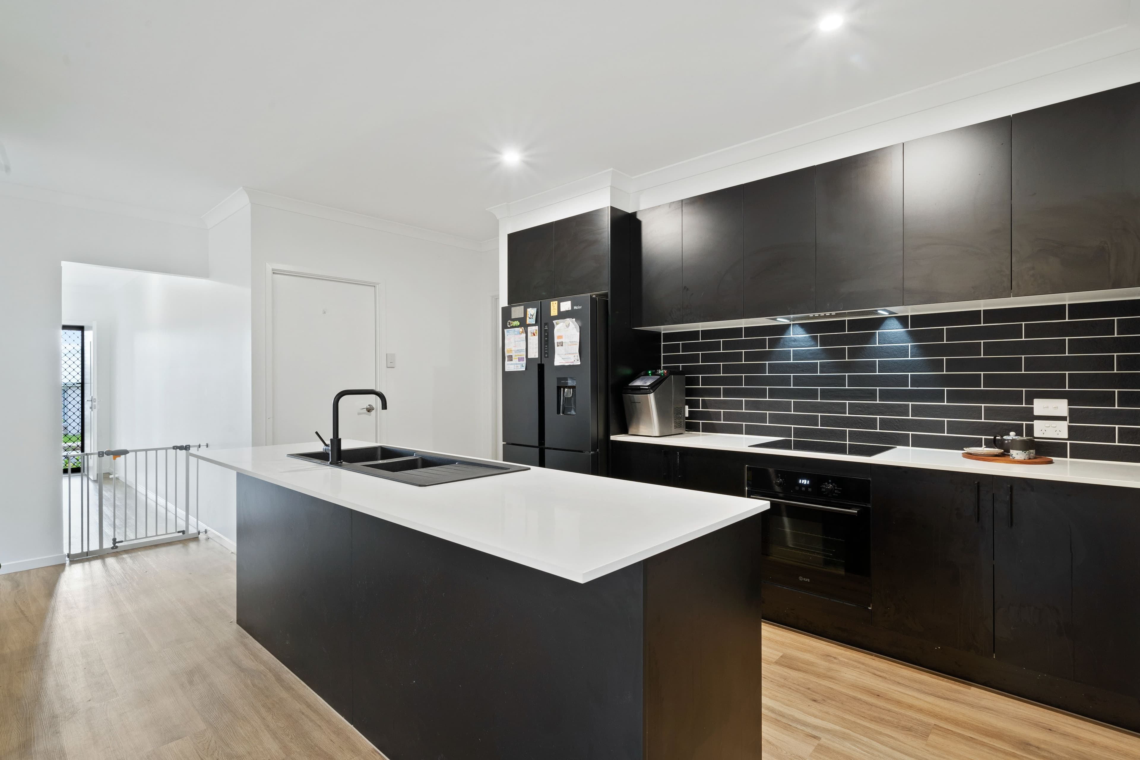 38 Liberty Drive, FLAGSTONE QLD 4280, Flagstone - Thumbnail 2