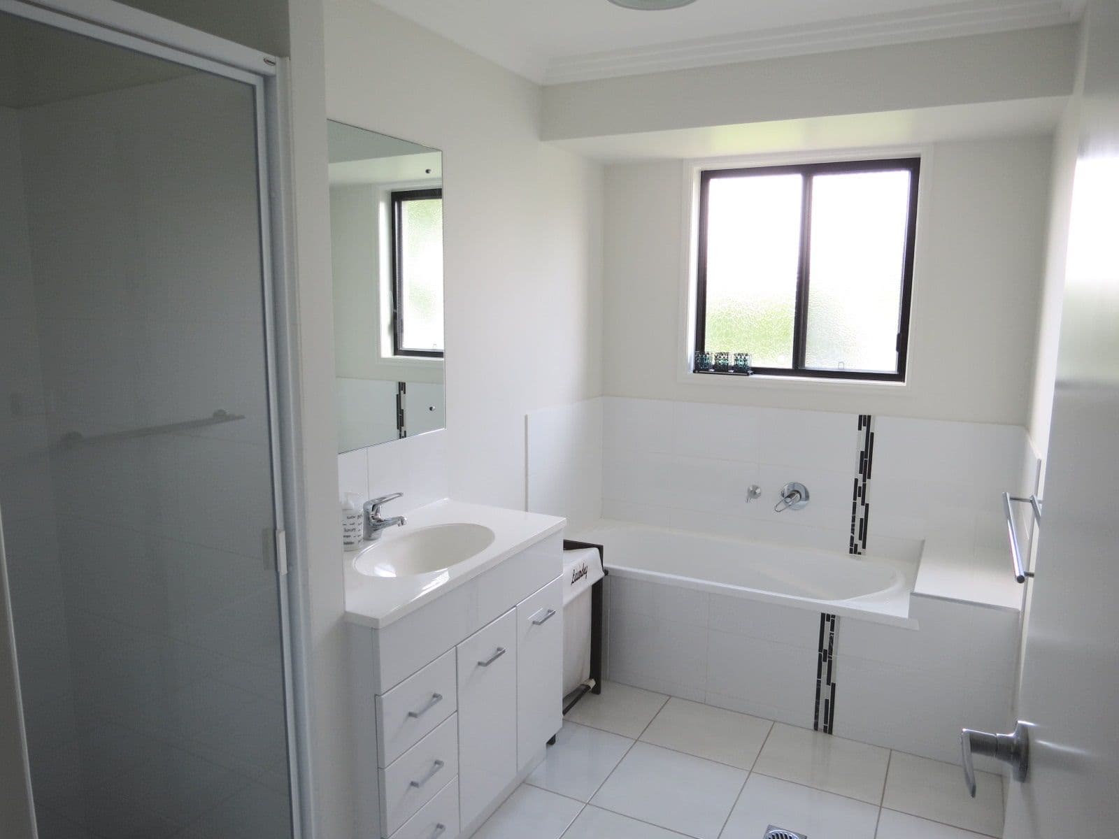 13 Wright Street, Emerald QLD 4720, Emerald - Thumbnail 8