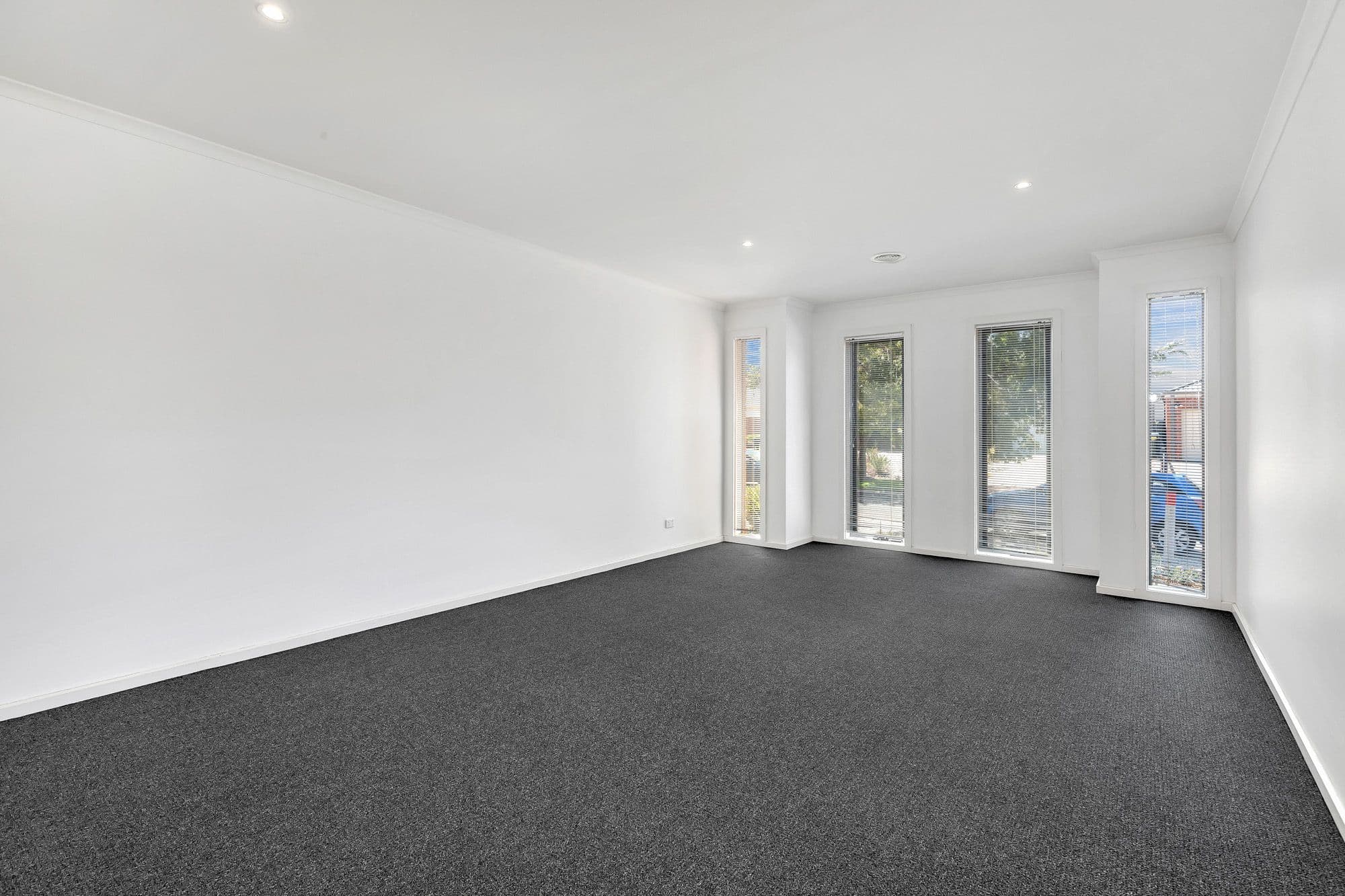 1 Savery Court, Point Cook VIC 3030, Point Cook - Thumbnail 2