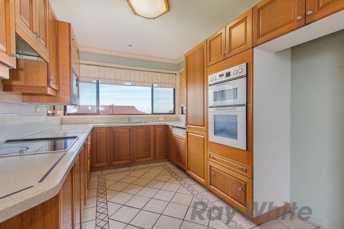 17 Park Avenue, Caves Beach - Thumbnail 2