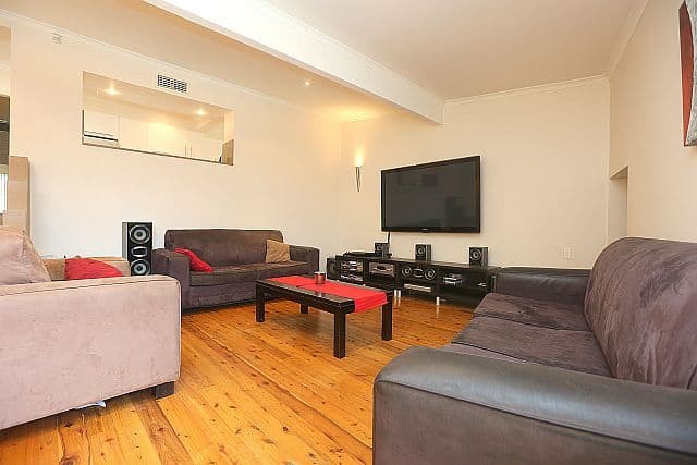 1 Briar Place, GEORGES HALL NSW 2198, Georges Hall - Thumbnail 2