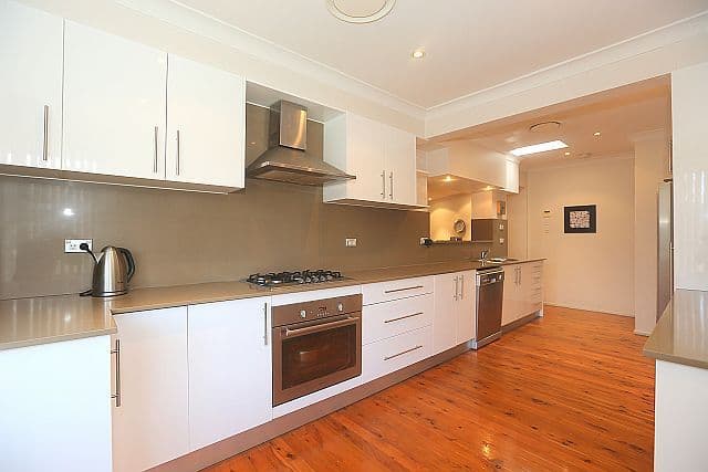 1 Briar Place, GEORGES HALL NSW 2198, Georges Hall - Thumbnail 4