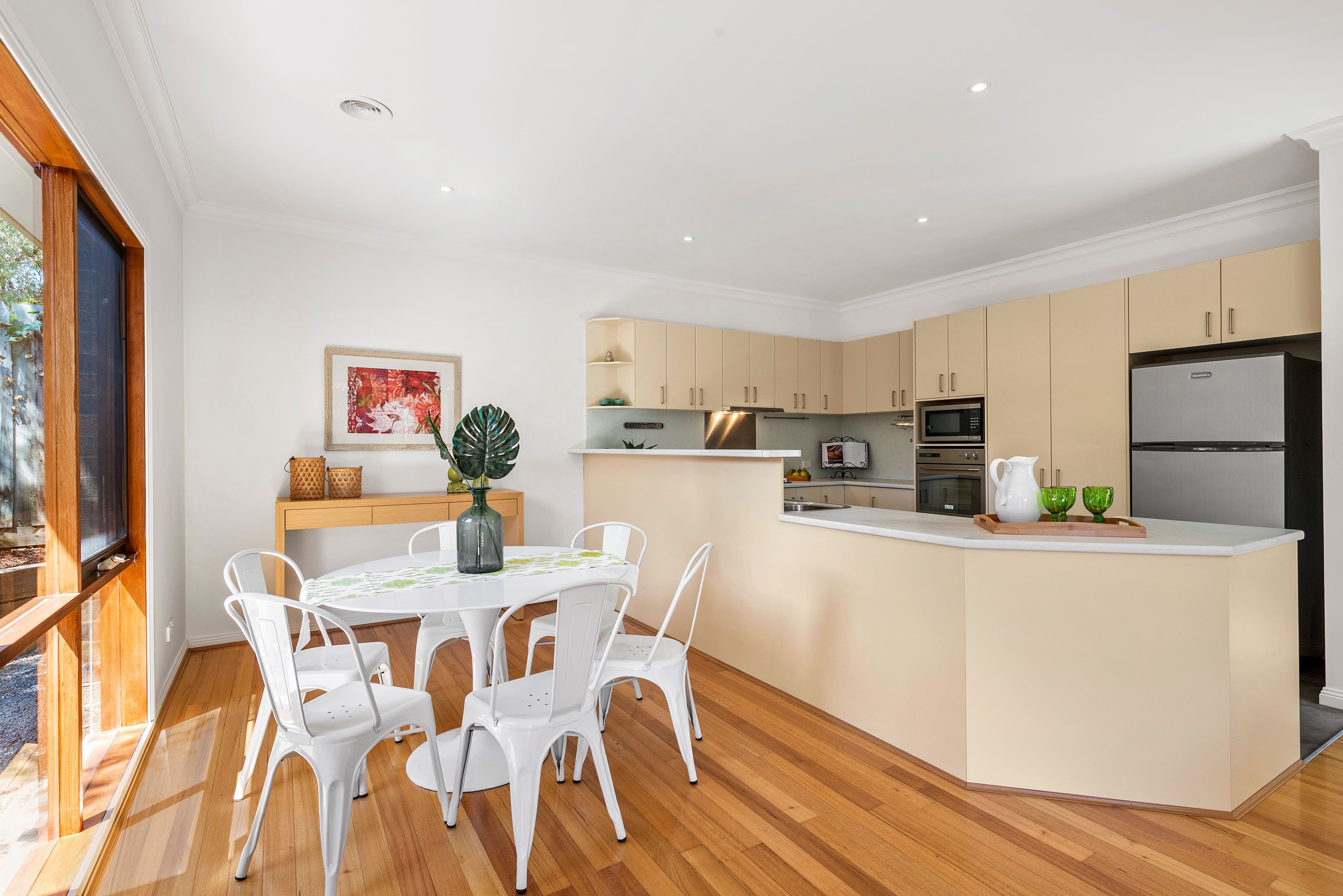 4 Glen Ebor Avenue, Blackburn VIC 3130, Blackburn - Thumbnail 3