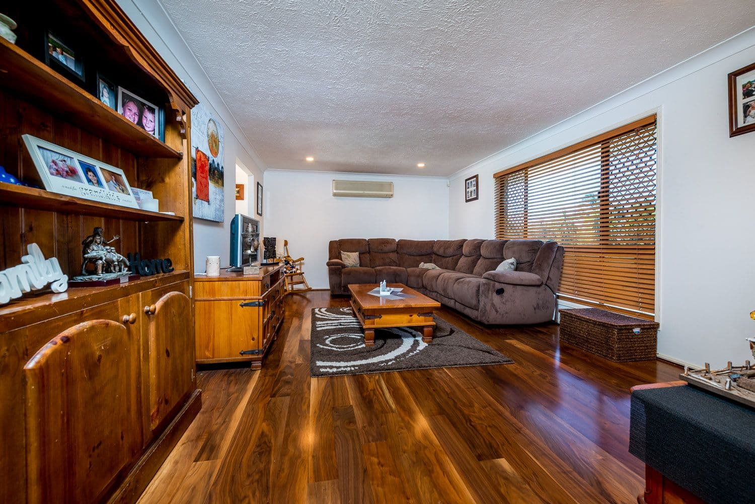 11 Mackay Place, Burleigh Waters QLD 4220, Burleigh Waters - Thumbnail 6