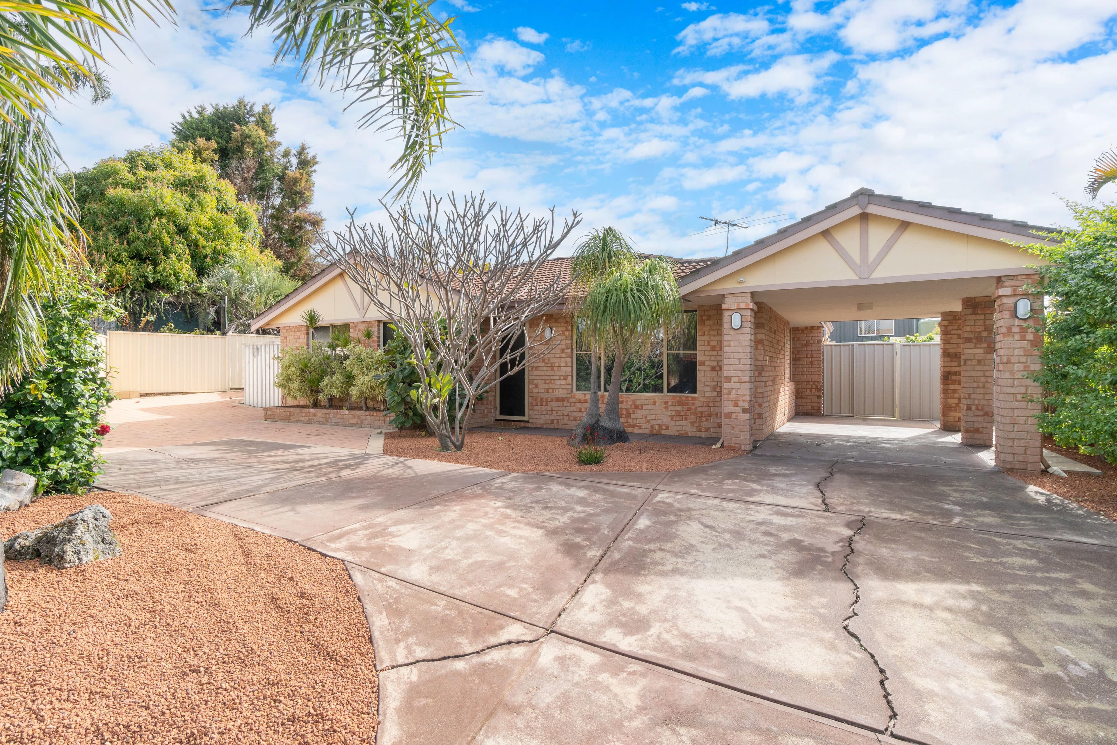 6 Finch Rise, Ballajura WA 6066, Ballajura - Image 1