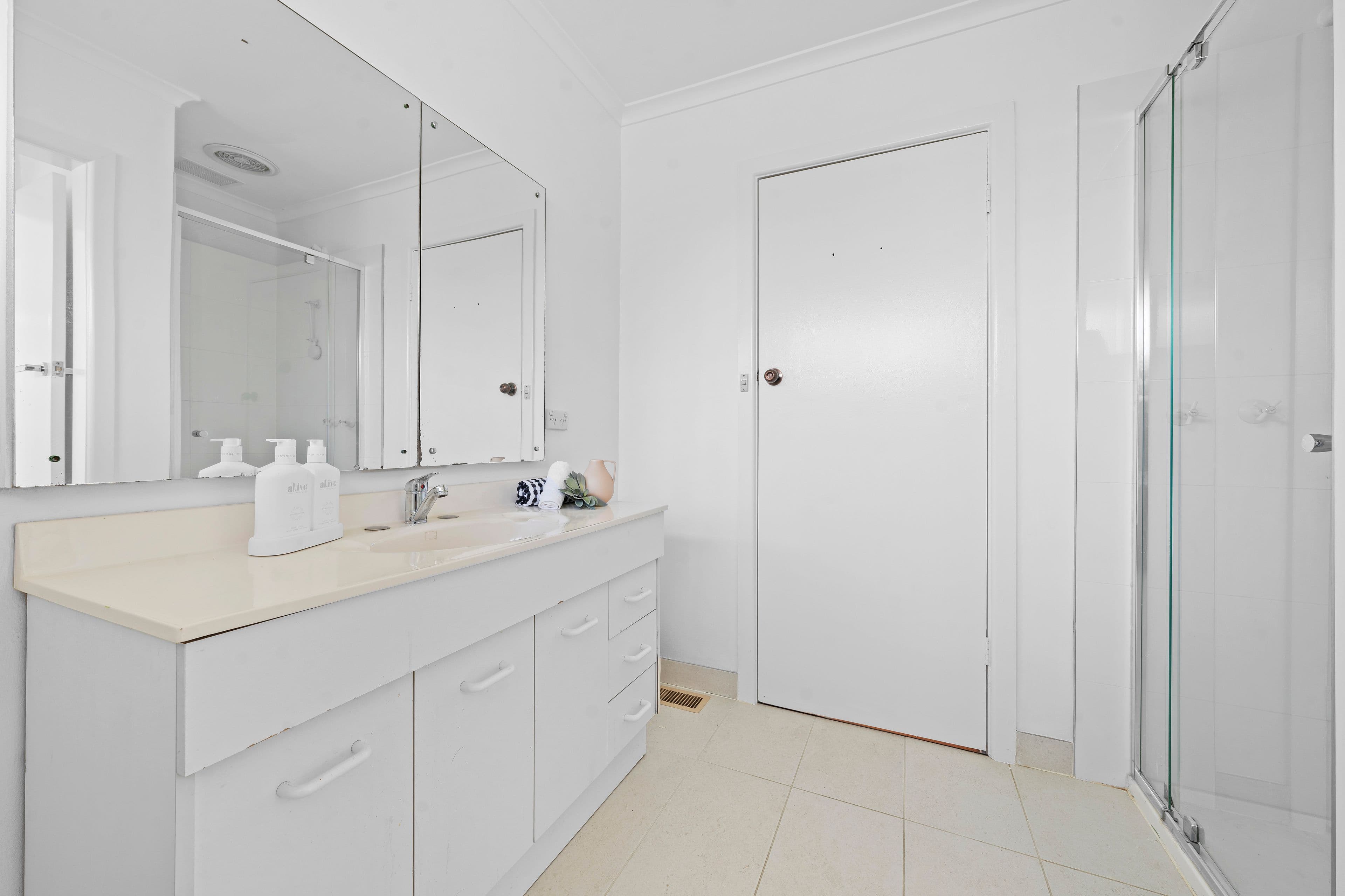 34 Kathryn Road, Knoxfield VIC 3180, Knoxfield - Thumbnail 8