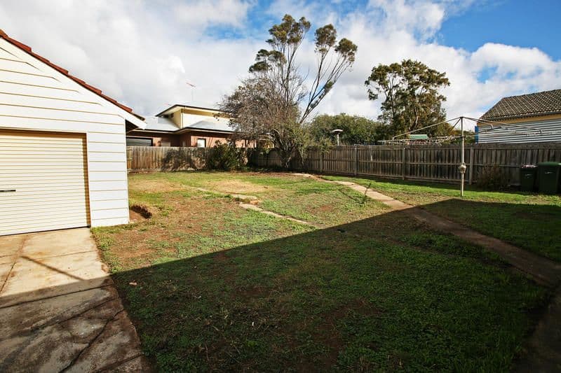 15 Helena Street, HIGHTON VIC 3216, Highton - Thumbnail 8