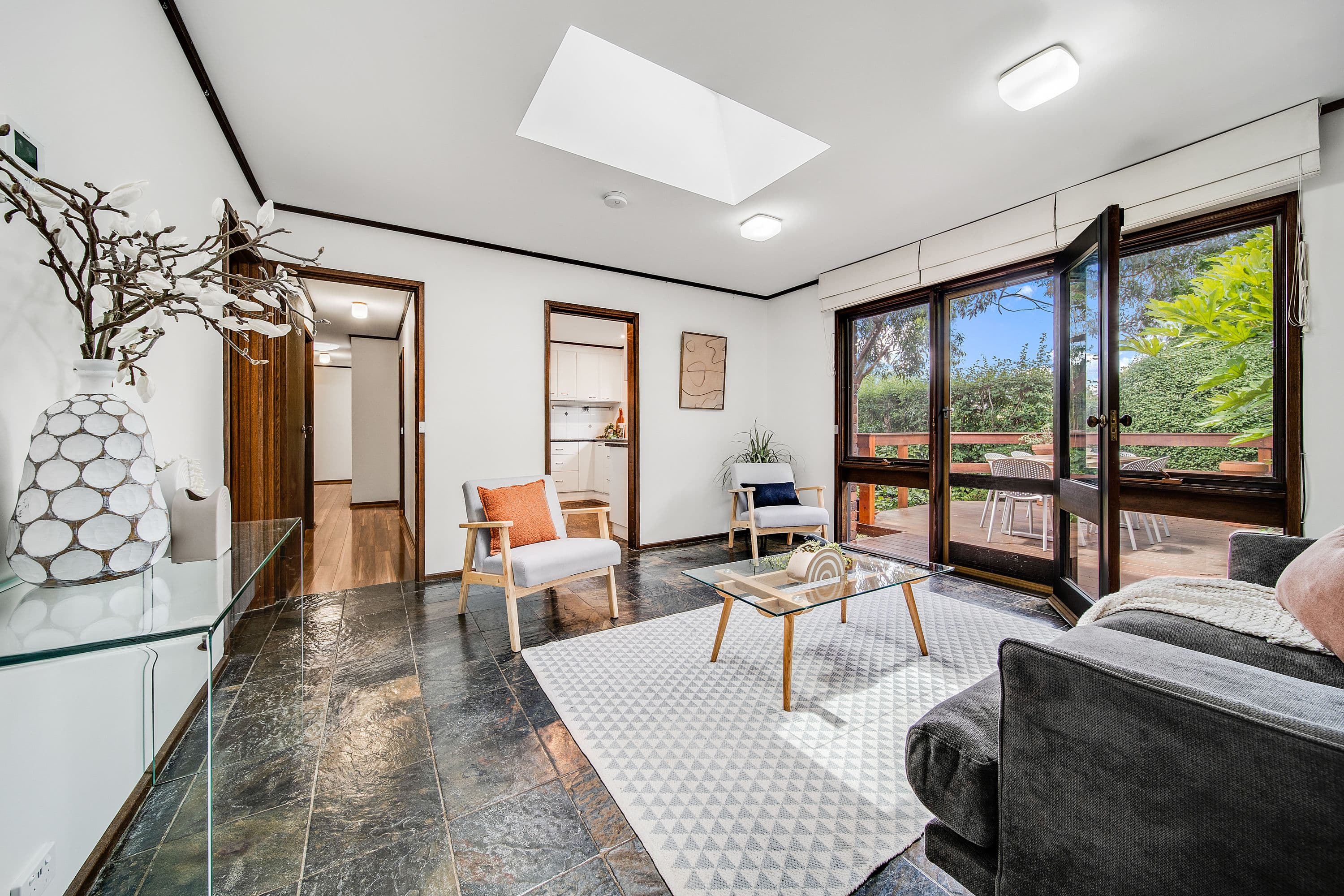 6 Davis Street, Weetangera ACT 2614, Weetangera - Thumbnail 3