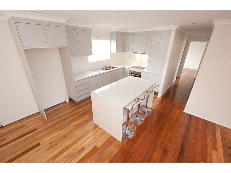 26 Lambourne Avenue, NORMAN GARDENS QLD 4701, Norman Gardens - Thumbnail 3