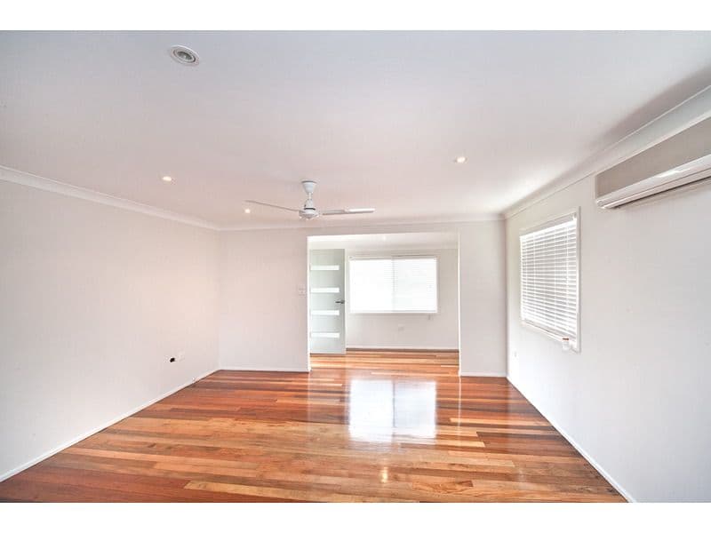 26 Lambourne Avenue, NORMAN GARDENS QLD 4701, Norman Gardens - Thumbnail 7