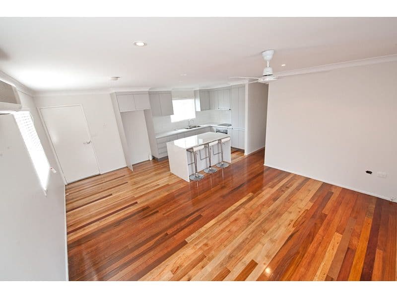 26 Lambourne Avenue, NORMAN GARDENS QLD 4701, Norman Gardens - Thumbnail 8