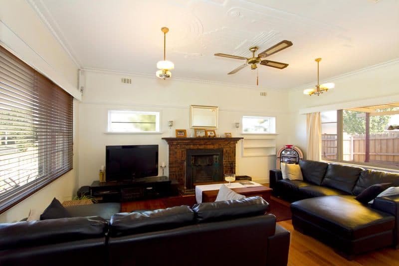 15 Prince Charles Street, CLAYTON VIC 3168, Clayton - Thumbnail 2