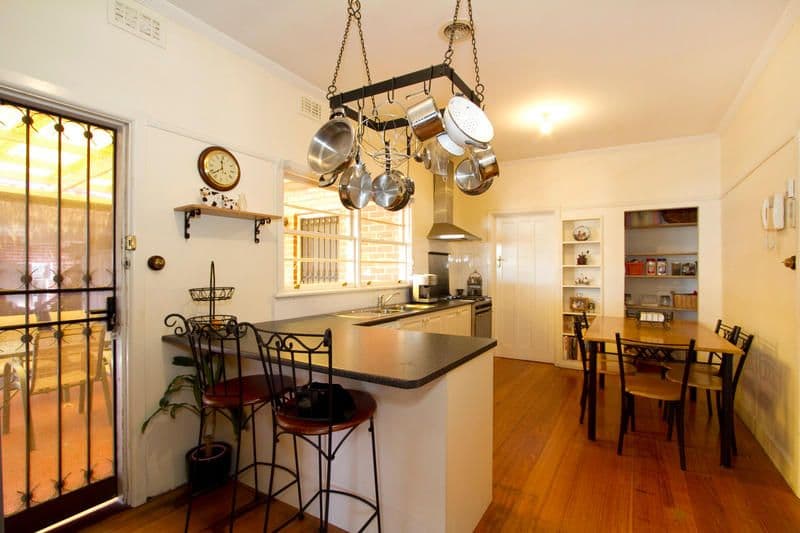 15 Prince Charles Street, CLAYTON VIC 3168, Clayton - Thumbnail 3