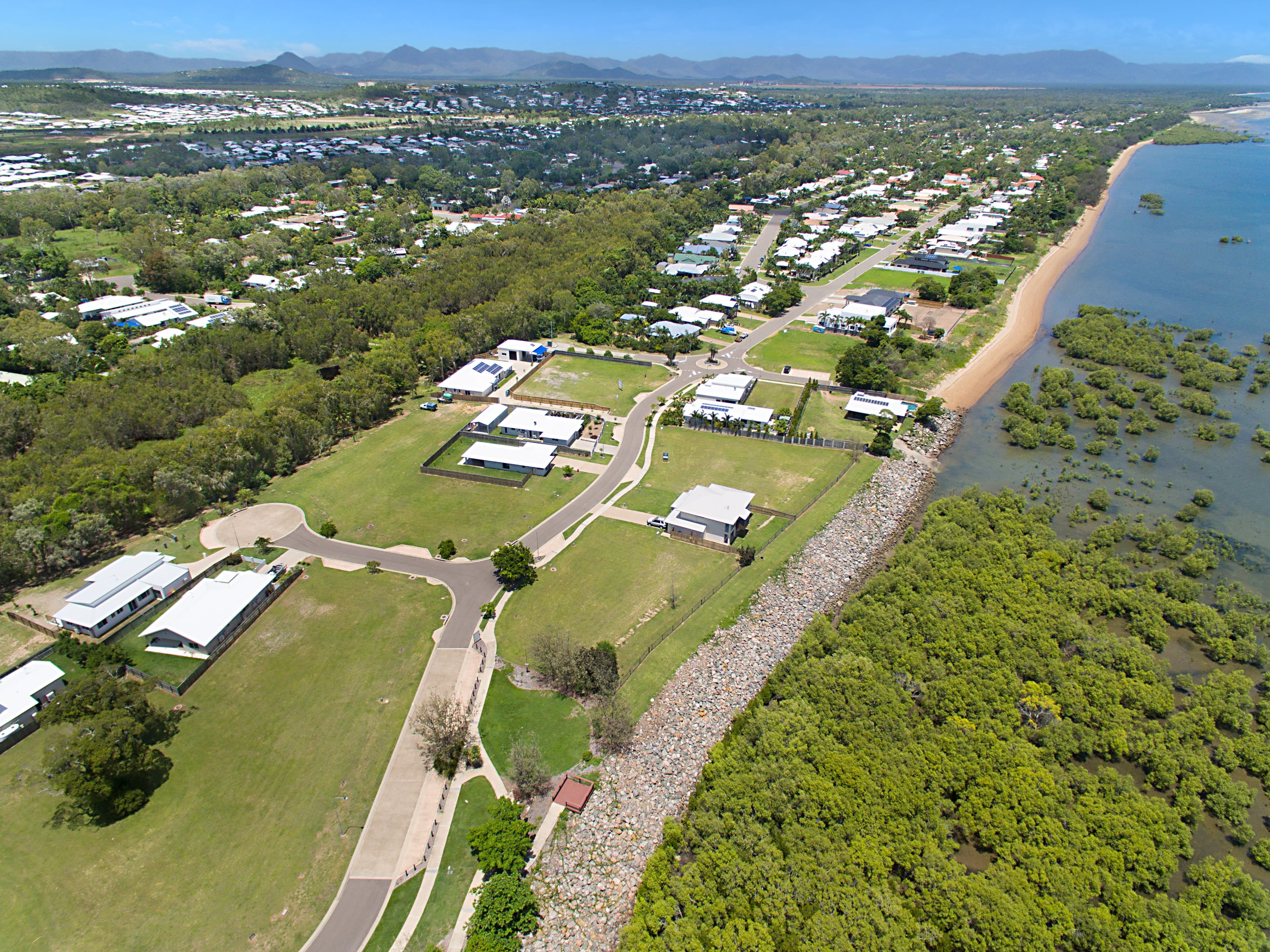 26 Dune Parade, Bushland Beach QLD 4818, Bushland Beach - Thumbnail 6