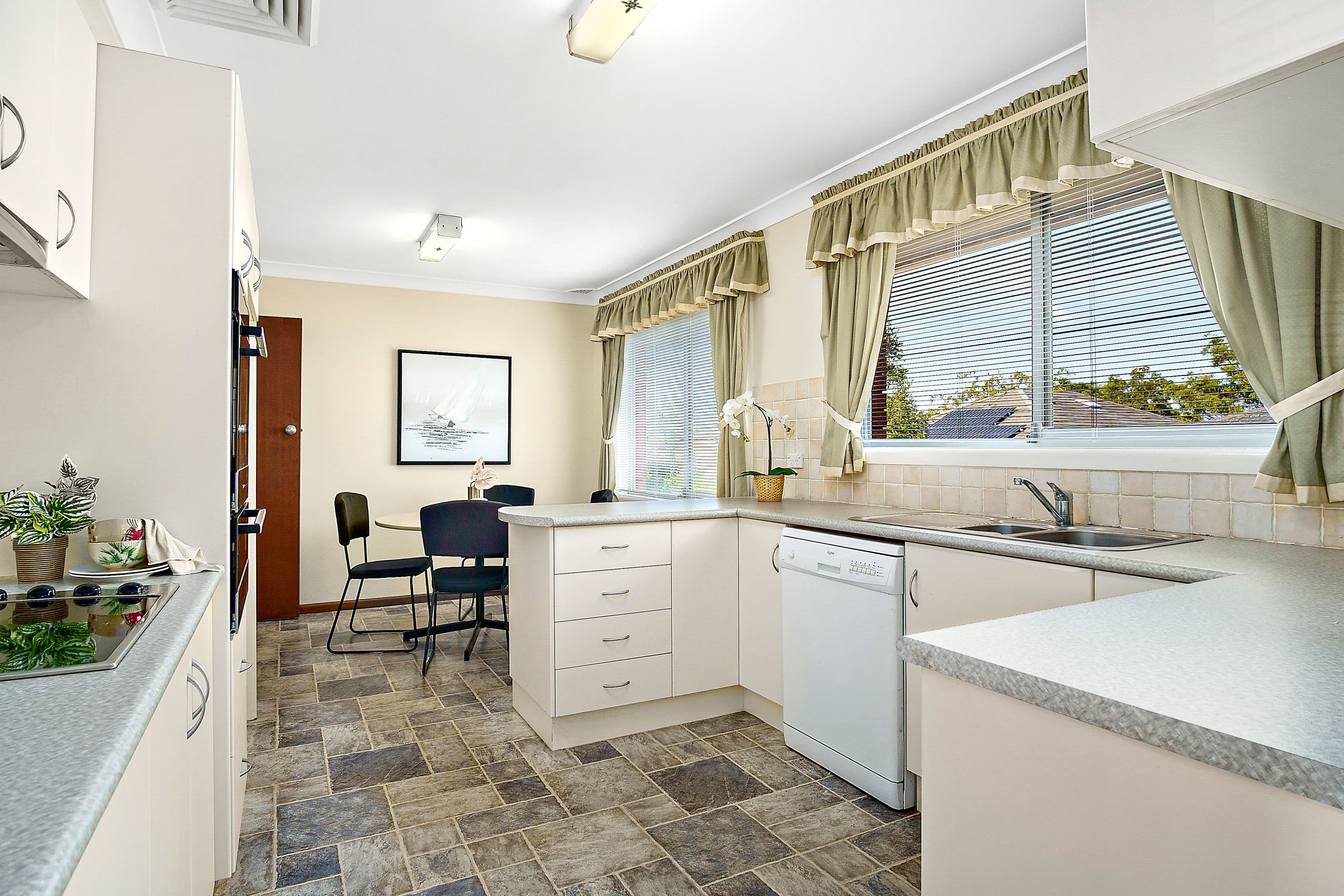 36 Louisa Street, Oatley NSW 2223, Oatley - Thumbnail 6