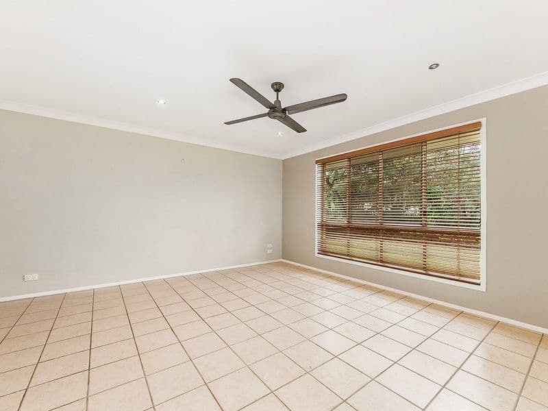 6 Kingman Court, Pacific Pines QLD 4211, Pacific Pines - Thumbnail 6