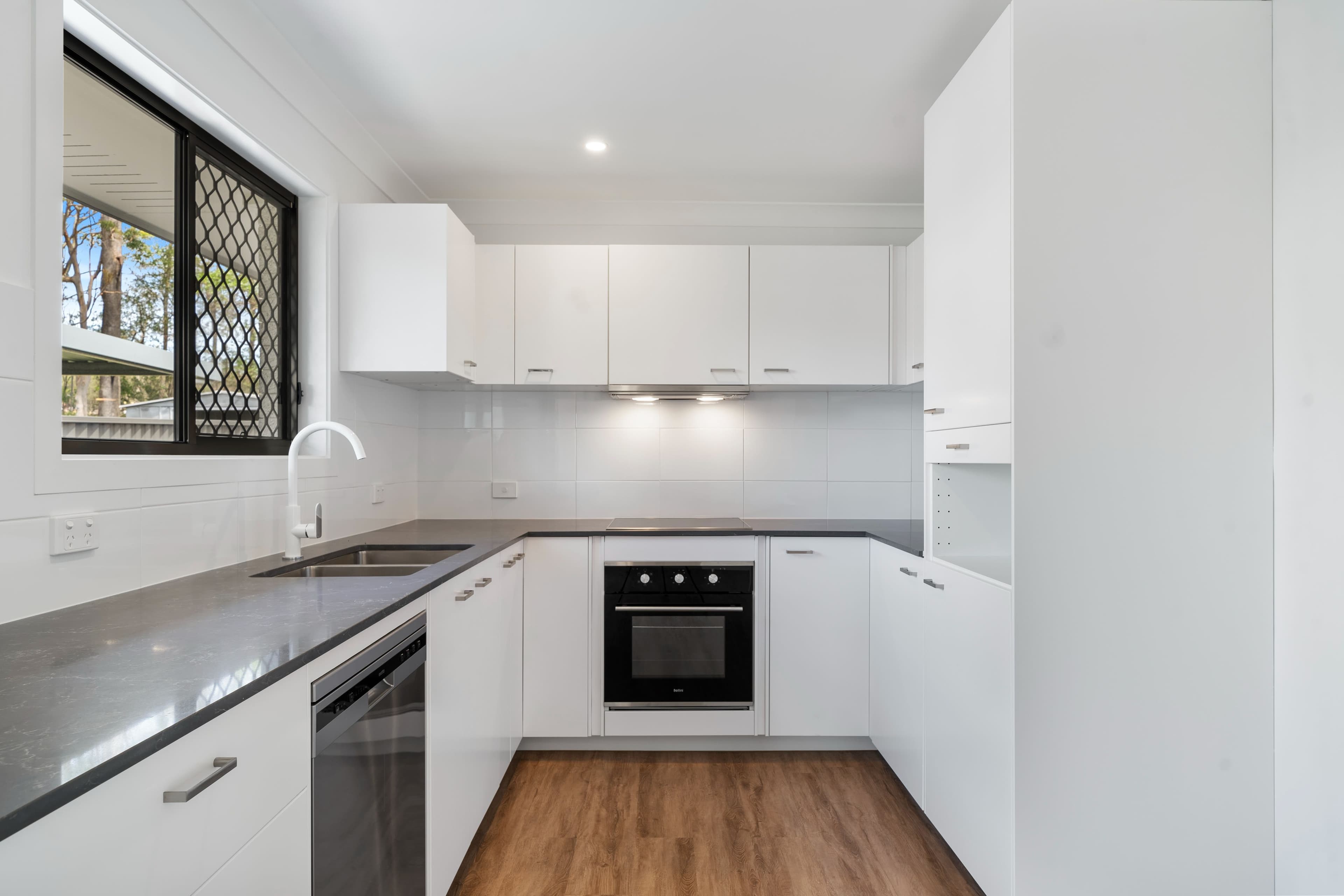 2 Supply Avenue, Eagleby QLD 4207, Eagleby - Thumbnail 3
