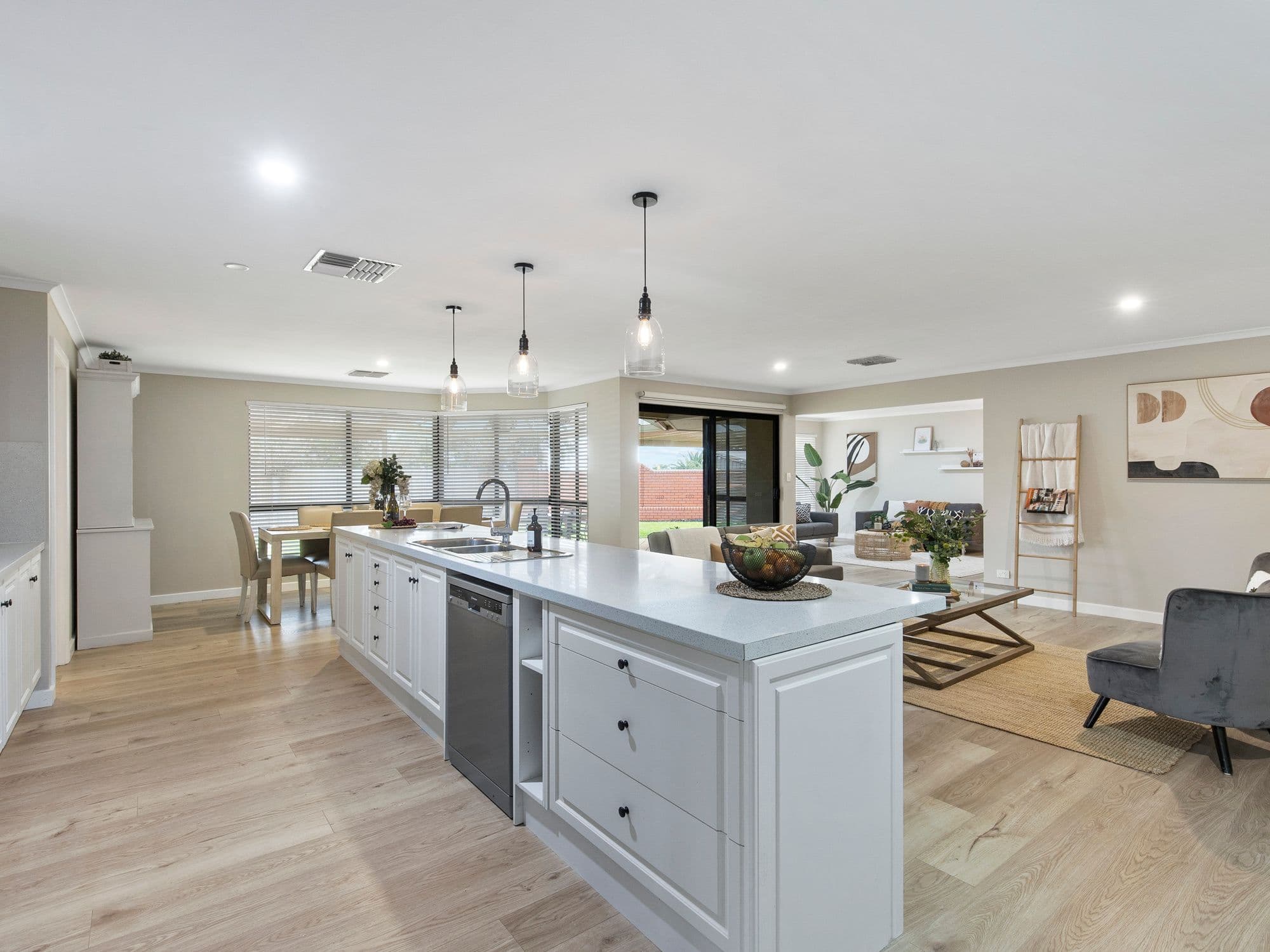 1 Jimmy Watson Drive, Woodcroft SA 5162, Woodcroft - Thumbnail 5