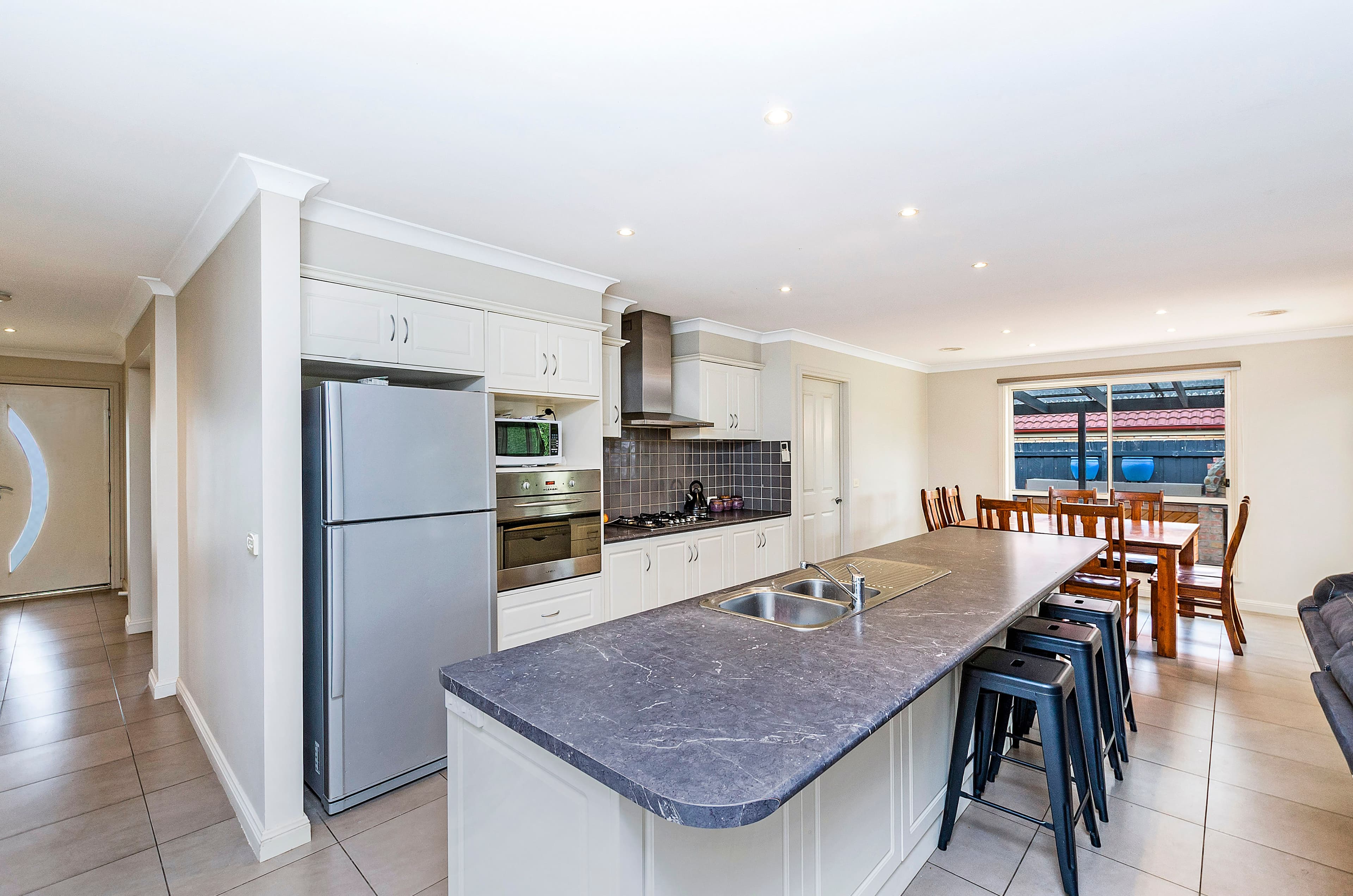 29 Huntingfield Drive, Warrnambool VIC 3280, Warrnambool - Thumbnail 3
