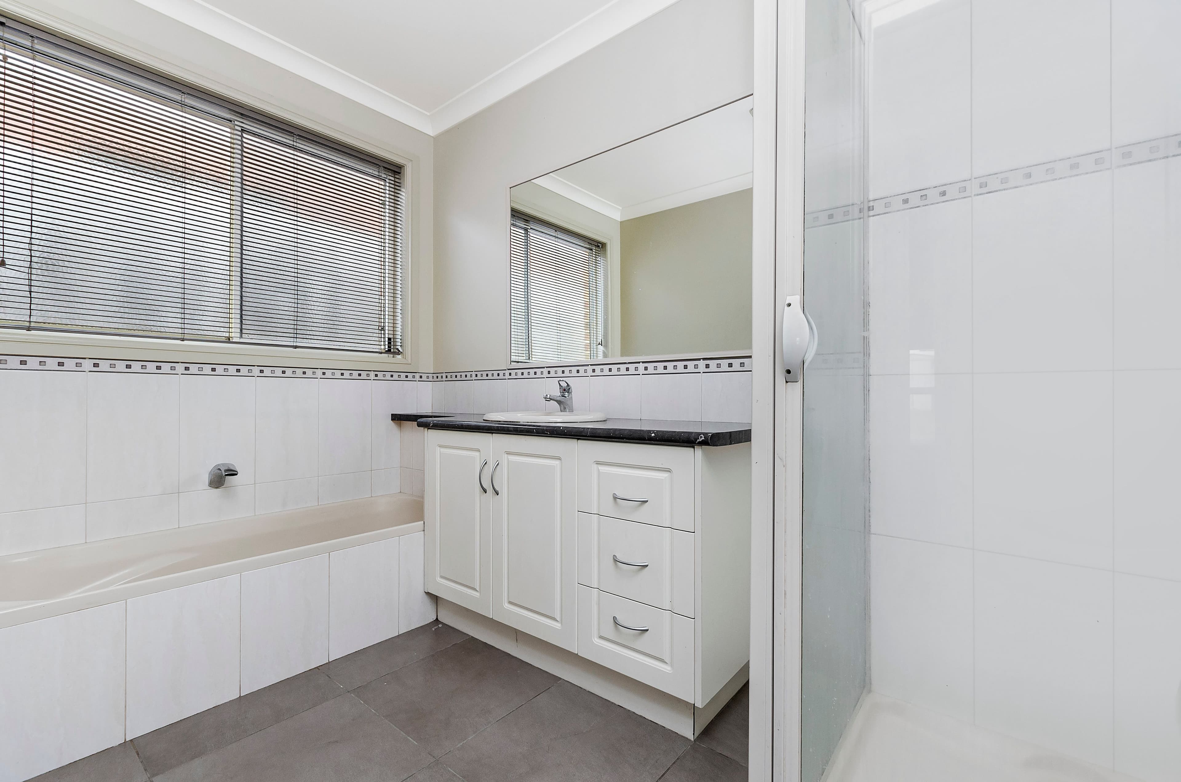 29 Huntingfield Drive, Warrnambool VIC 3280, Warrnambool - Thumbnail 5