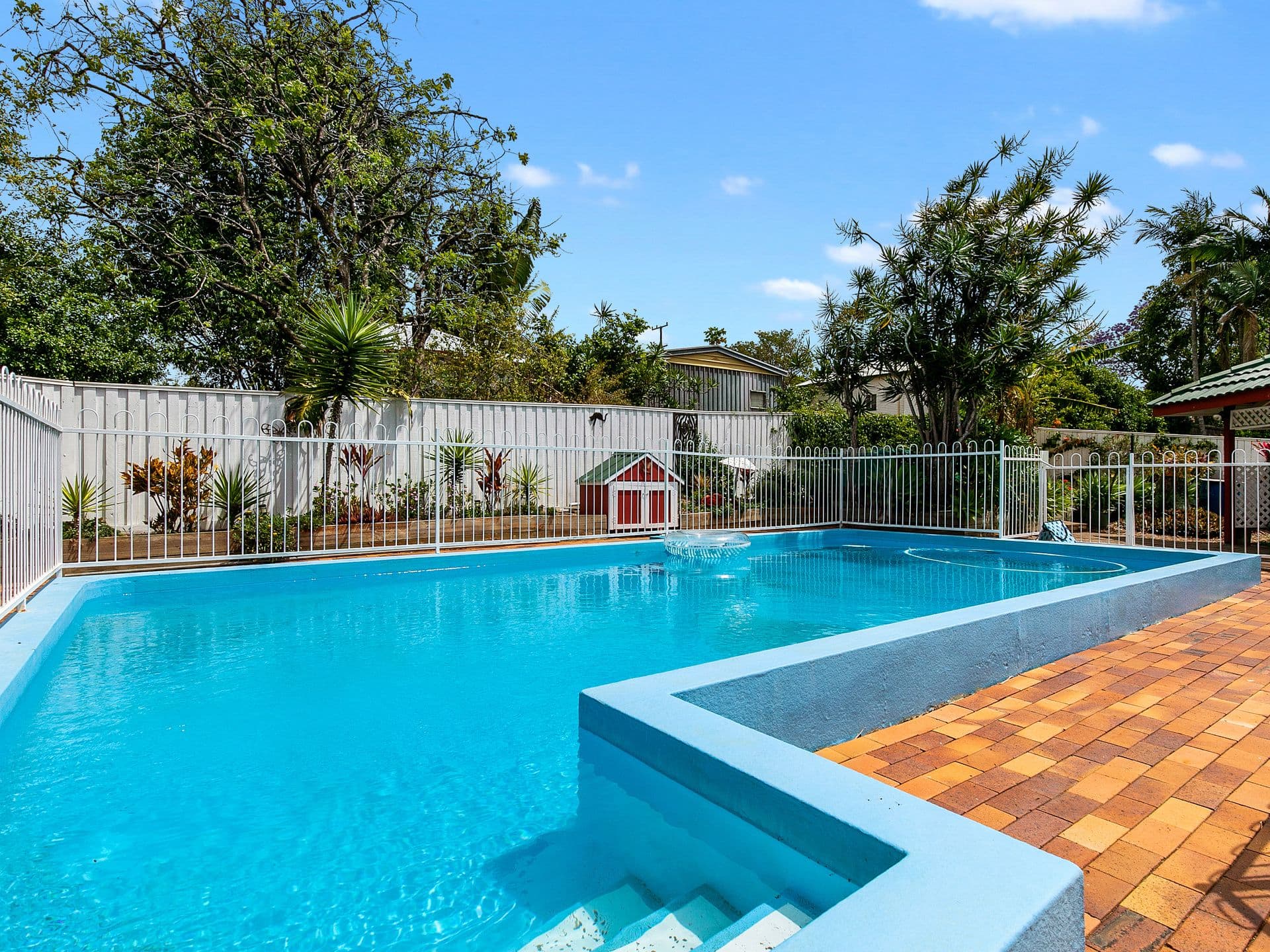 27 Sapphire Street, Holland Park QLD 4121, Holland Park - Image 1