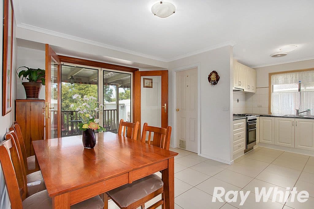 114 Duncan Drive, Pakenham VIC 3810, Pakenham - Thumbnail 4