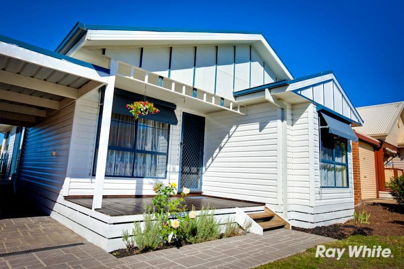 19 Meaby Drive, PAKENHAM VIC 3810, Pakenham - Image 1
