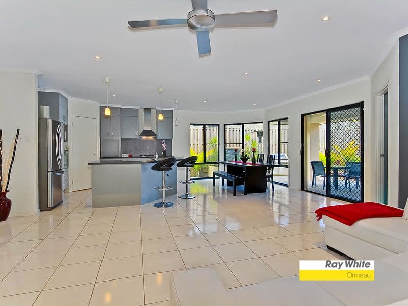 33 Strathburn Crescent, ORMEAU QLD 4208, Ormeau - Thumbnail 3