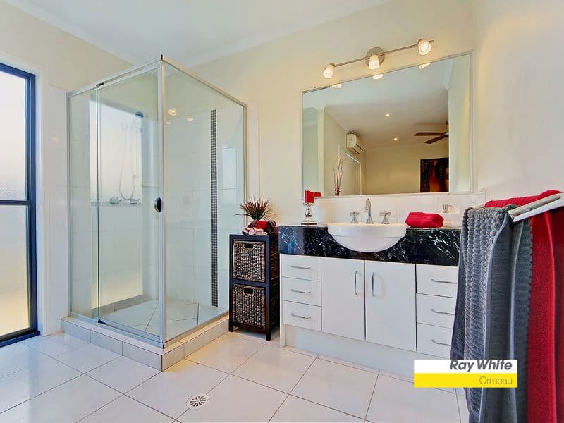 33 Strathburn Crescent, ORMEAU QLD 4208, Ormeau - Thumbnail 6