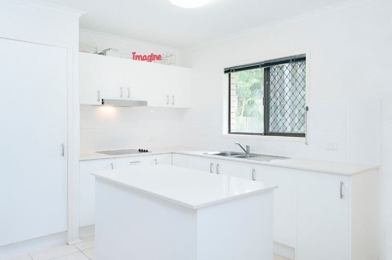 3 Mentone Avenue, BUNDALL QLD 4217, Bundall - Thumbnail 7
