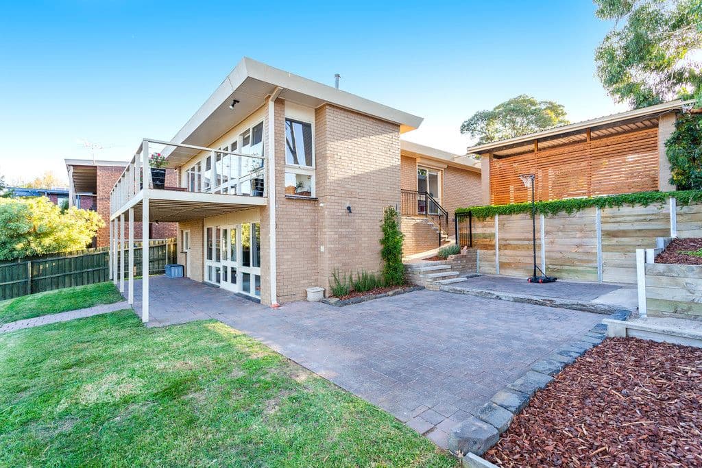15 Grosvenor Drive, WANDANA HEIGHTS VIC 3216, Wandana Heights - Thumbnail 2