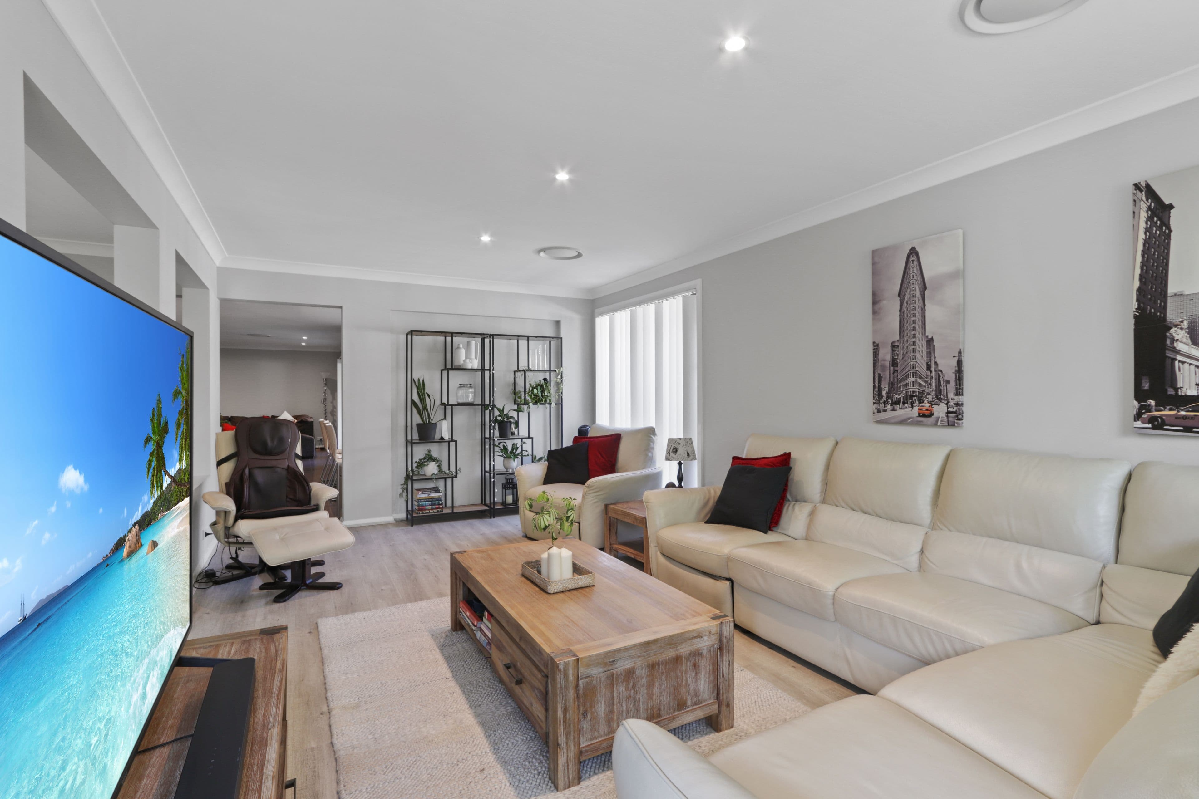 19 Robey Avenue, Middleton Grange NSW 2171, Middleton Grange - Thumbnail 3