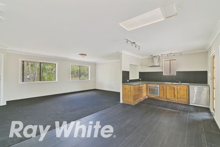 18 Wain Avenue, Logan Central QLD 4114, Logan Central - Thumbnail 2
