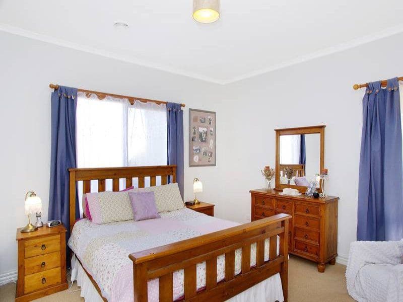 8-10 Grange Park Drive, WAURN PONDS VIC 3216, Waurn Ponds - Thumbnail 5